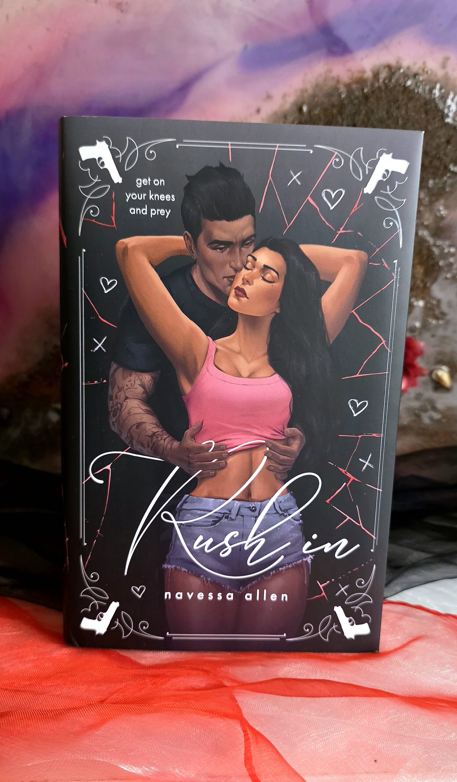 Rush In - Navessa Allen | Bücherbüchse Sonderausgabe mit Farbschnitt, Wendeumschlag und Buchcover