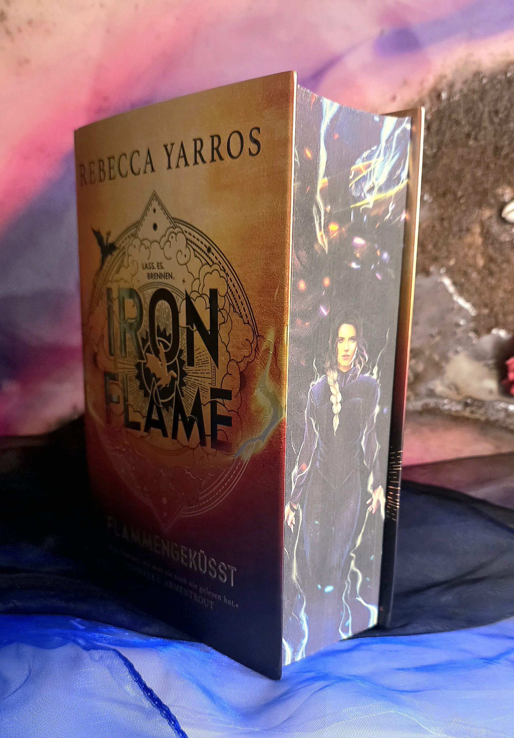 Iron Flame Bücherbüchse Farbschnitt
