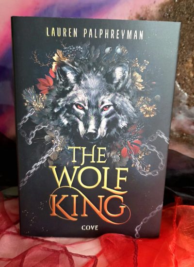 The Wolf King Erstauflage Buch mit buntem Verlagsfarbschnitt
